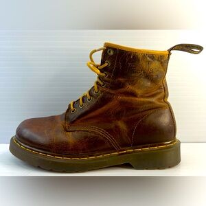 Mens Dr Martens 11822 leather combat Boots size 9